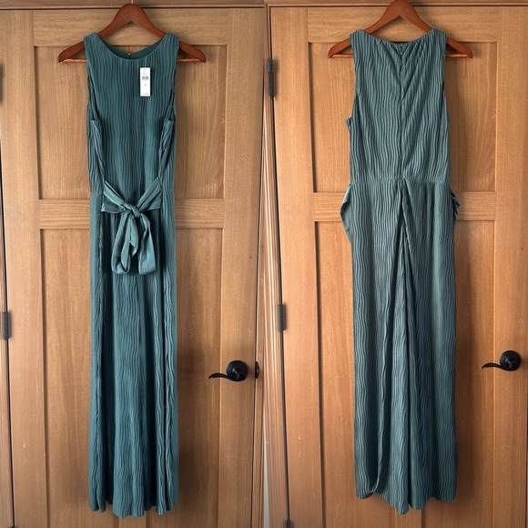 NWT Anthropologie Turquoise Marina Plisse Jumpsuit size M - Picture 2 of 15
